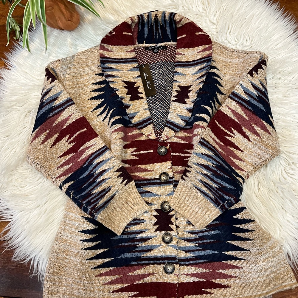 New🌿Aztec Print Cardigan